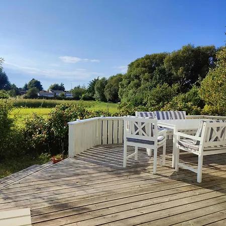 Quiet Near Nature Water And Views Ferienhaus *