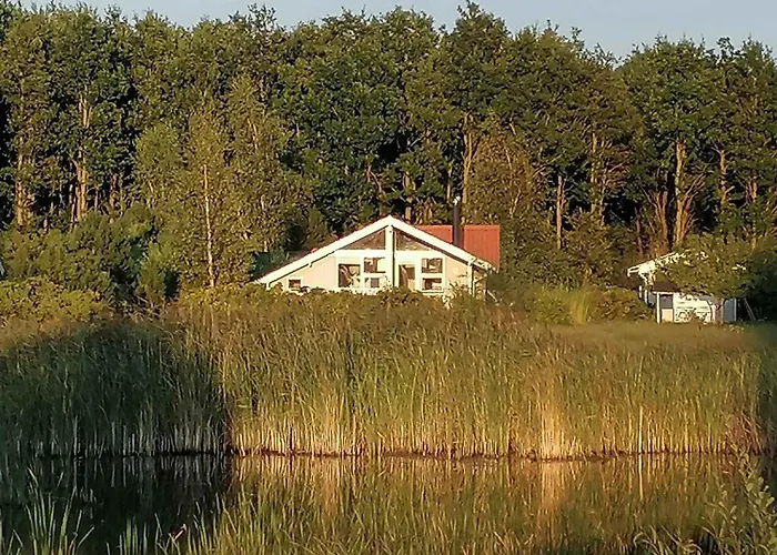 Ferienhaus Quiet Near Nature Water And Views